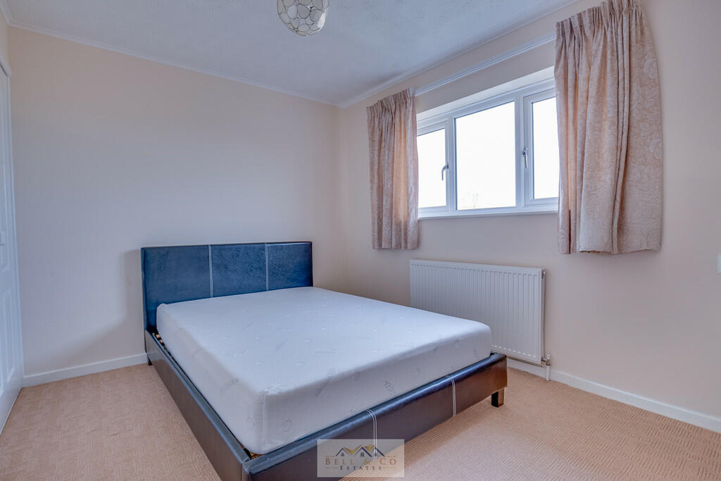 Bedroom 2.1