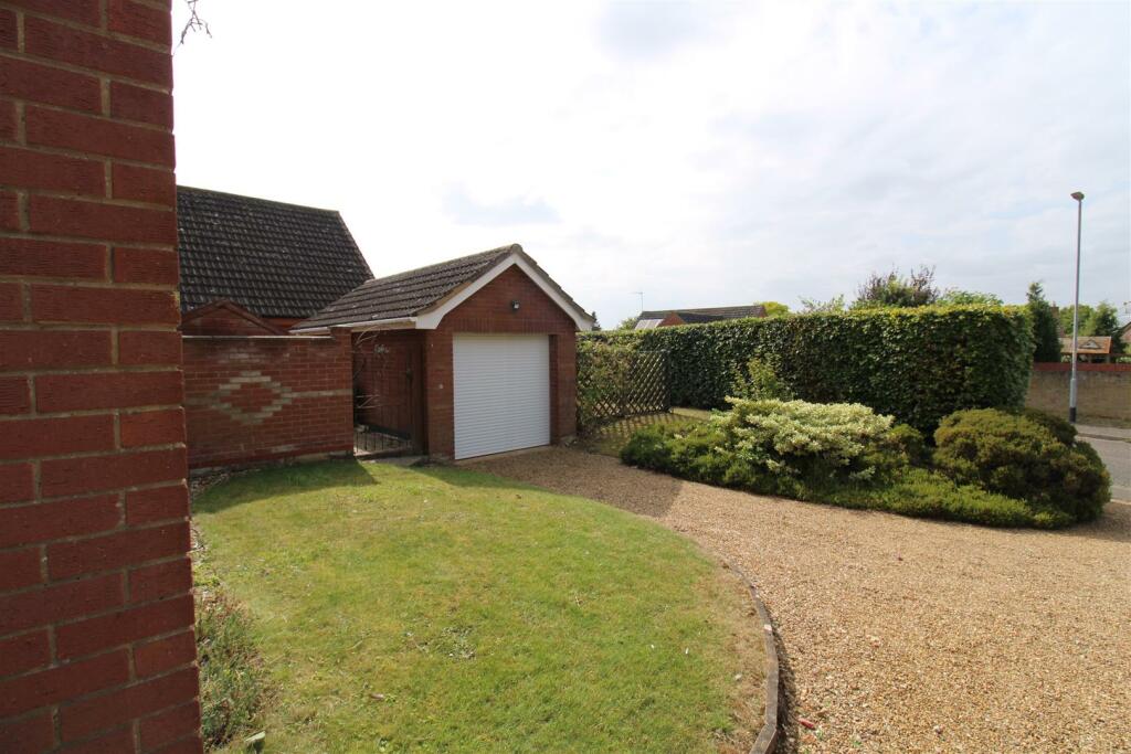 Single Garage