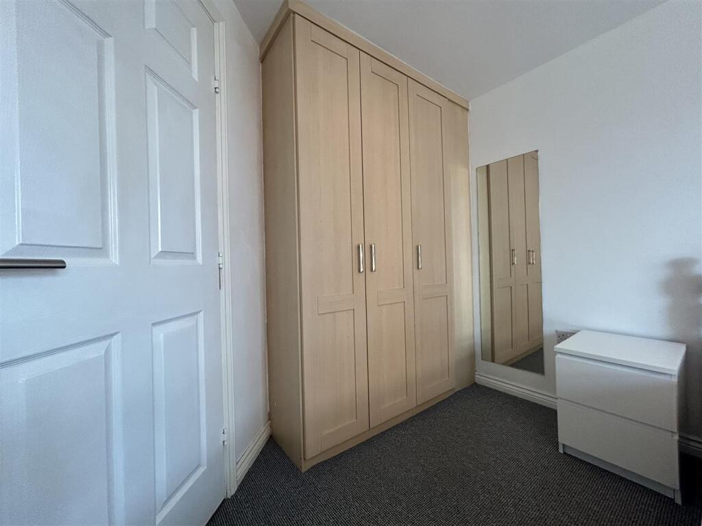 1st Bedroom (2).jpeg