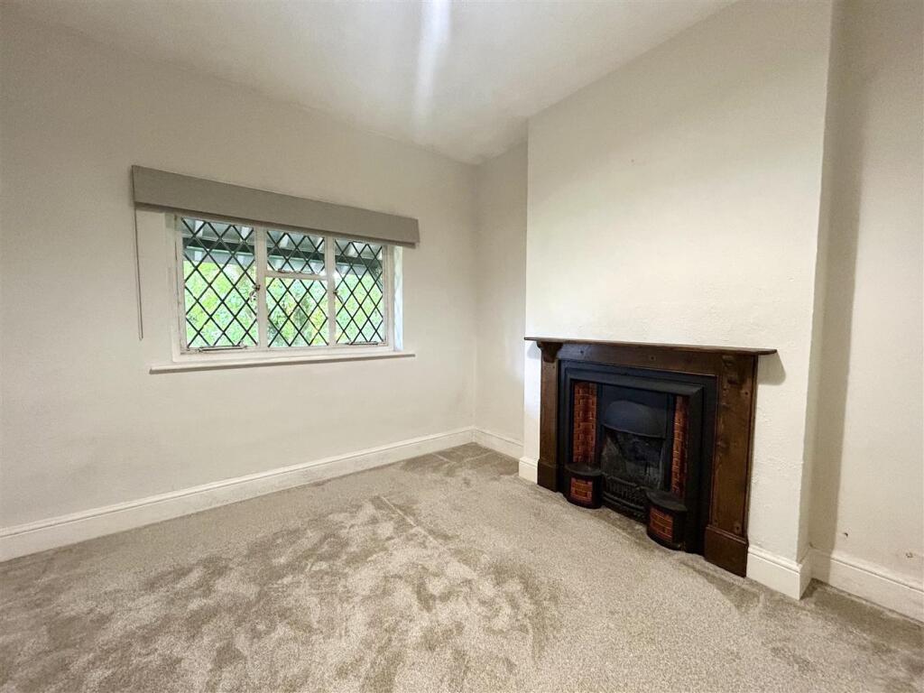 Bedroom 2.jpeg