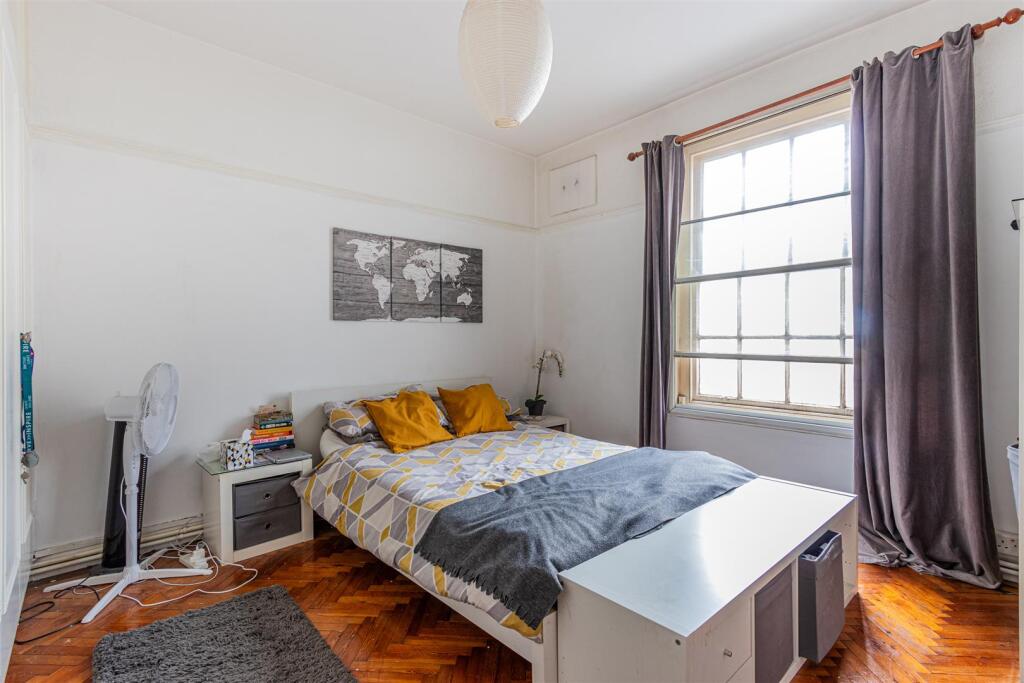 Dunraven House 8-6.jpg