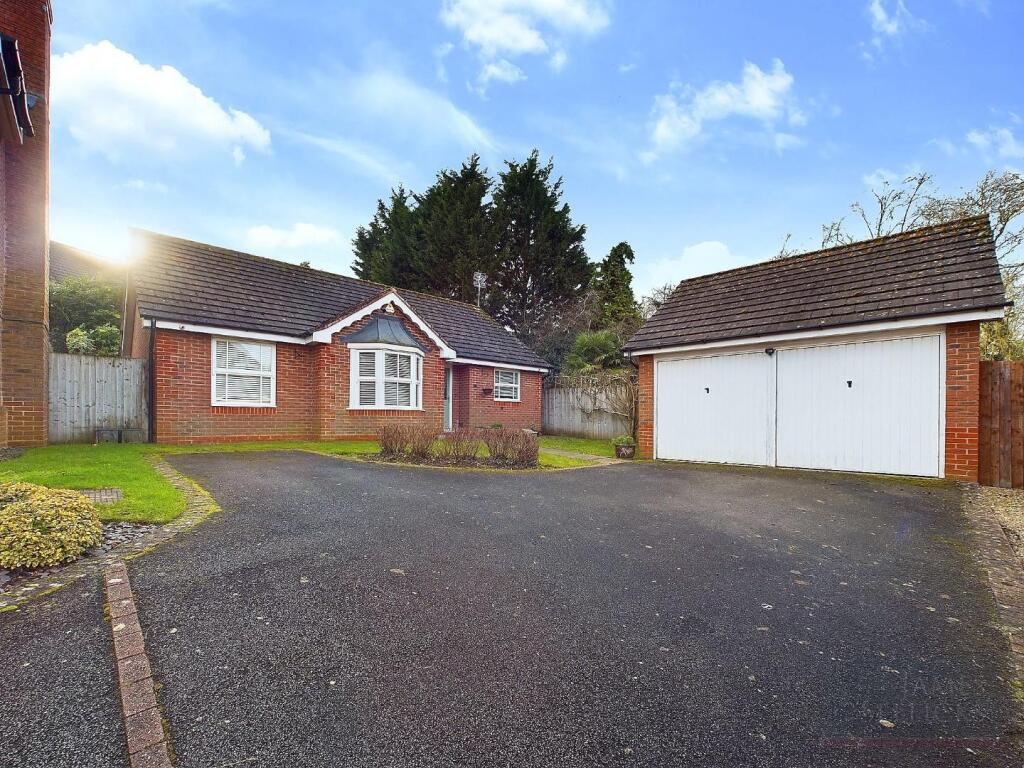 Scrivener Close, Bushby