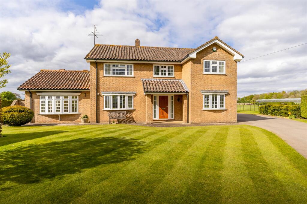 Langley House (Kirton)-1.jpg