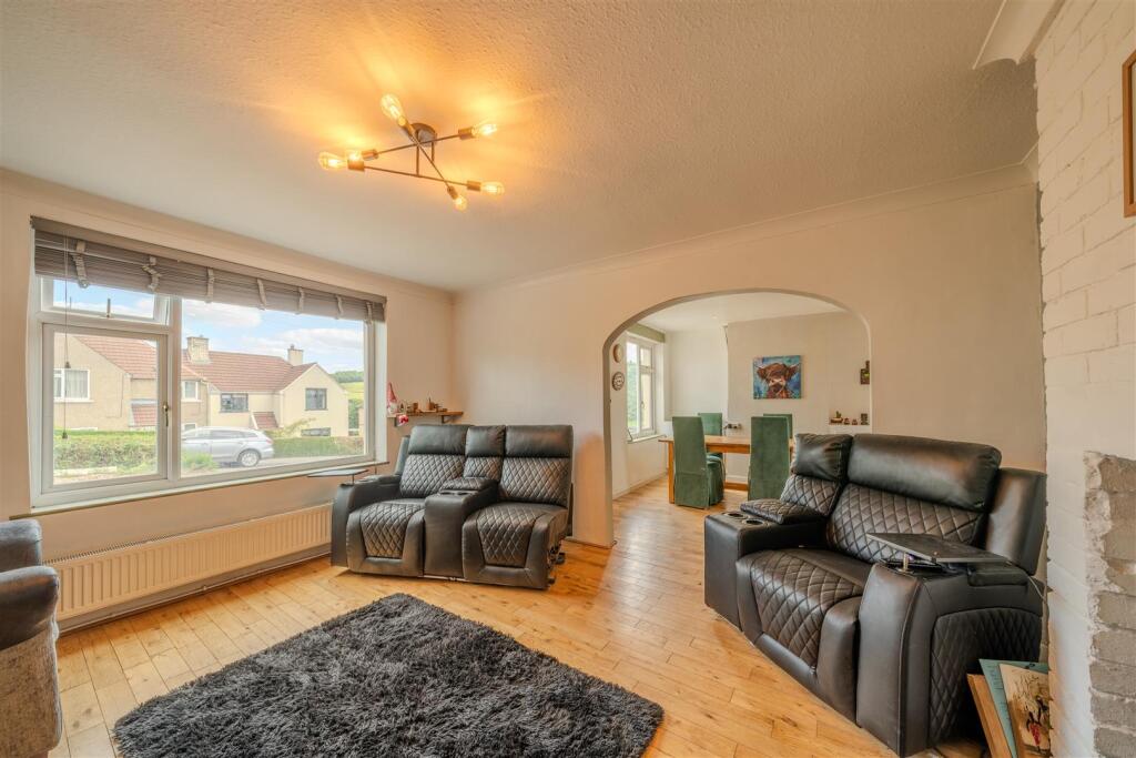 19 Lyneholmes Rise-143.jpg