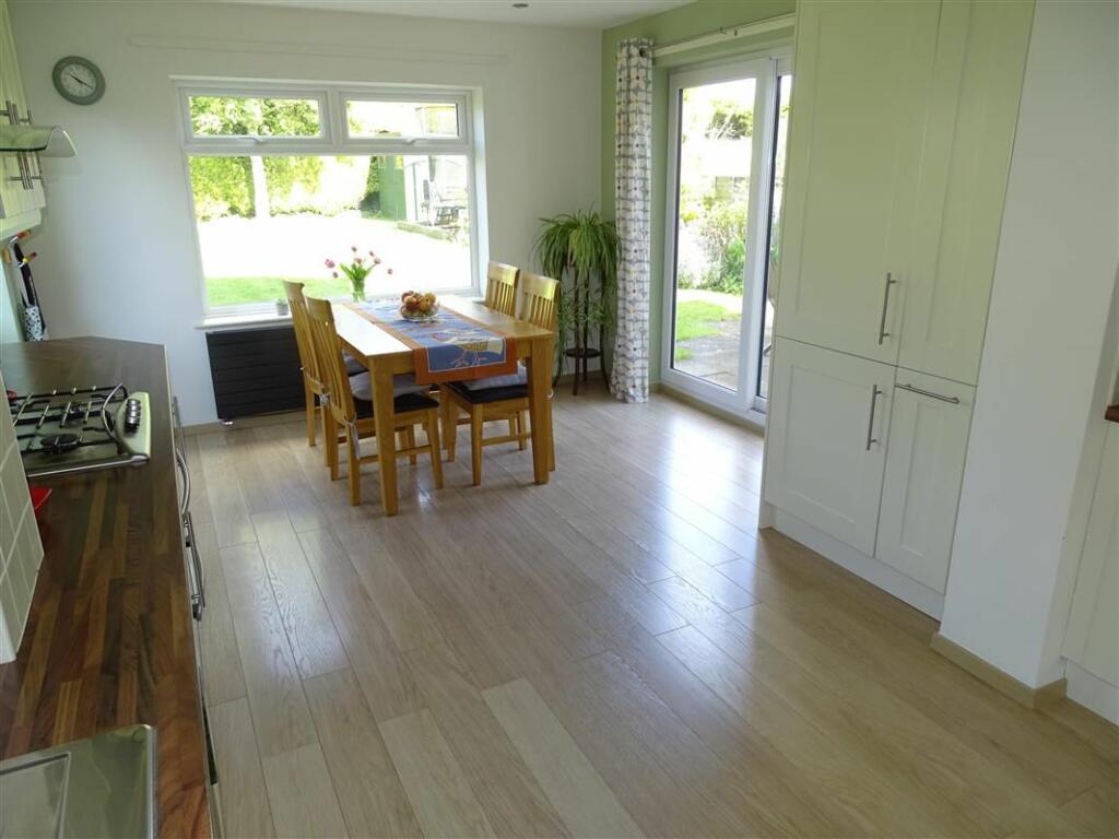 Kitchen Diner B