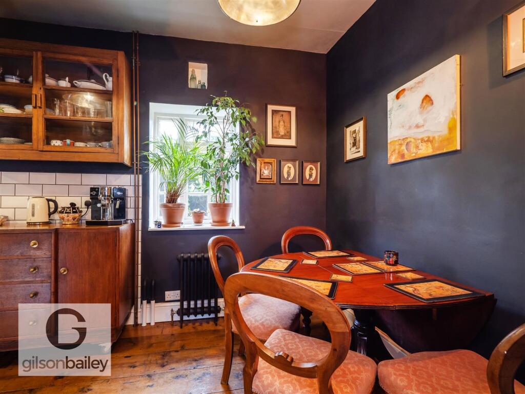 81RosaryRoad-64.jpg