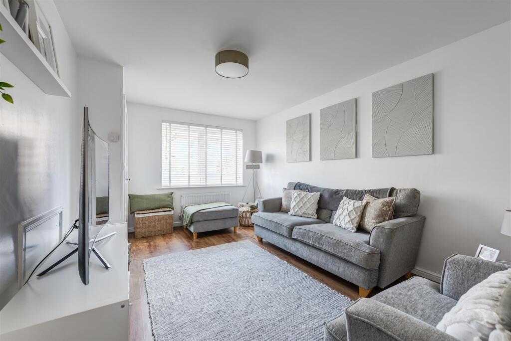 46RemingtonRoad(Interior)-3.jpg