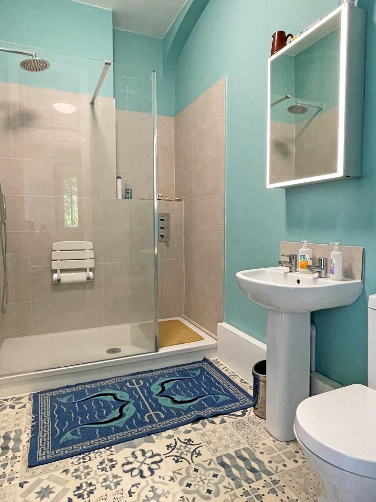 Shower Room/WC