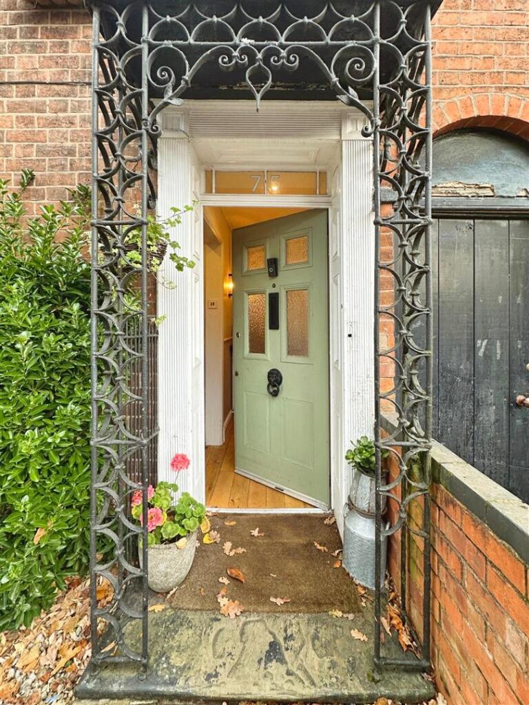 69f27122--4A74-AD6C-C15872F1668E-43241-00000C3A2FC