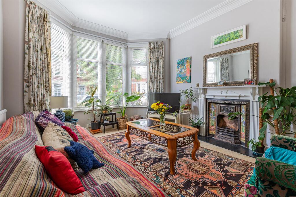 Amesbury Road 47-5.jpg