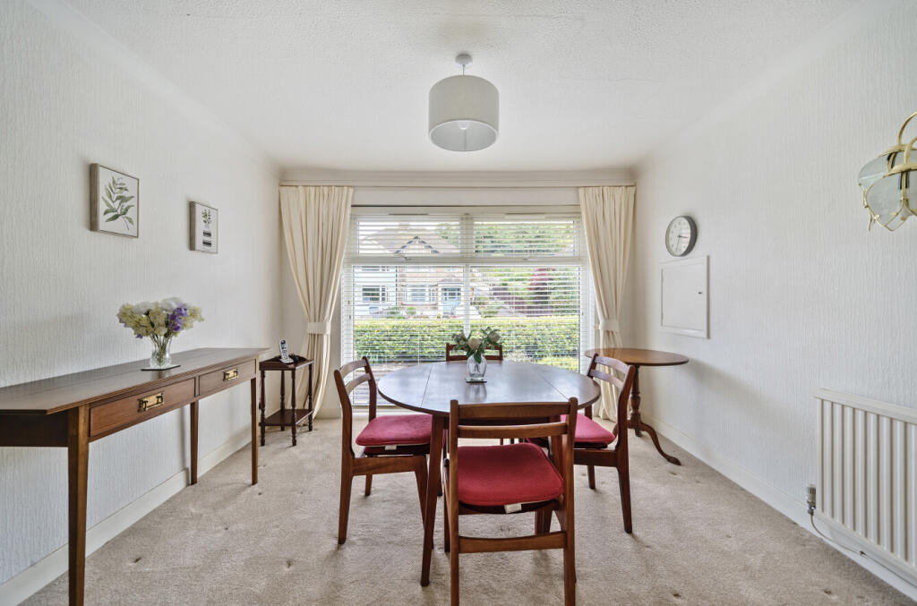 1302254-13-684855...