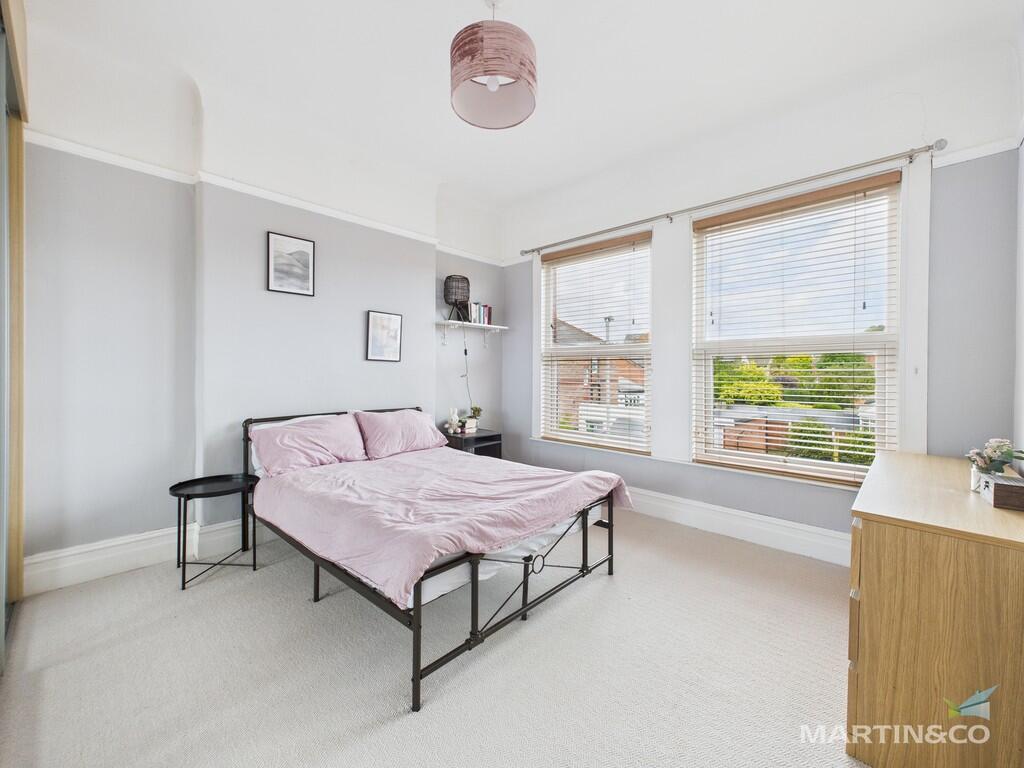 CAM03111G0-PR0330...