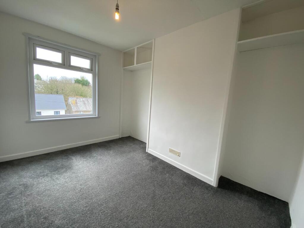 Rear double bedroom