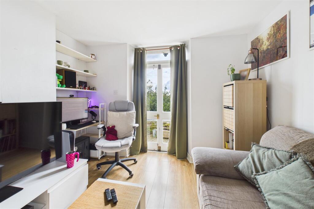 113 Cromwell Road, St Andrews, Bristol BS6 5EX | F