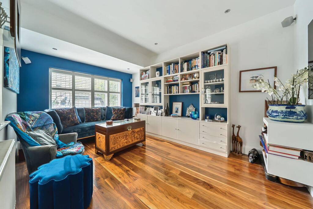 1305055-11-684034...