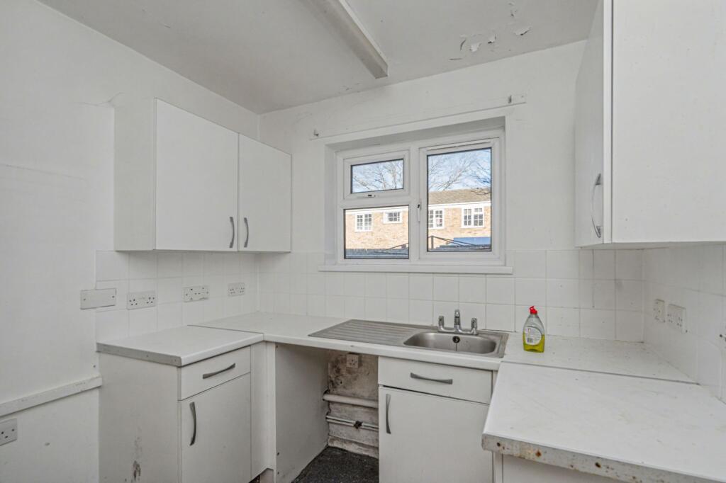 26 Ditchling, Bracknell, RG12 7RG