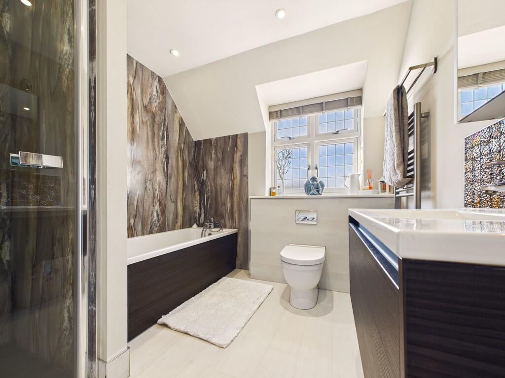 CAM04092G0-PR0044...