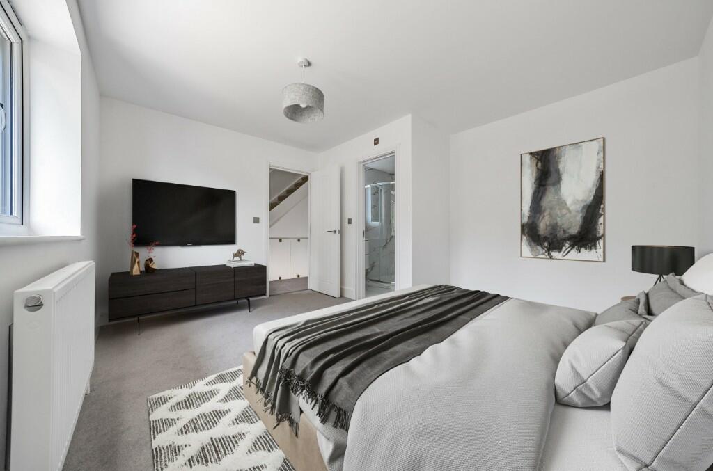 Guest bedroom 