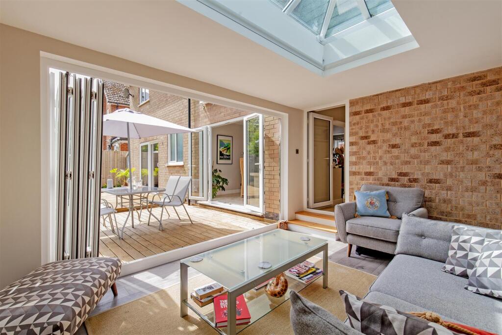 Garden Room/Reception 2-1.jpg