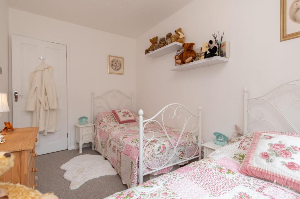 56 Clatterford Road-19.jpg