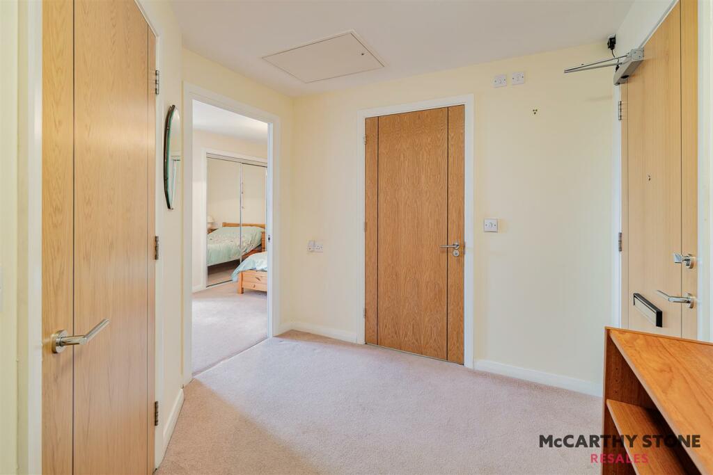 8616390-Stills-interior06(1).jpg