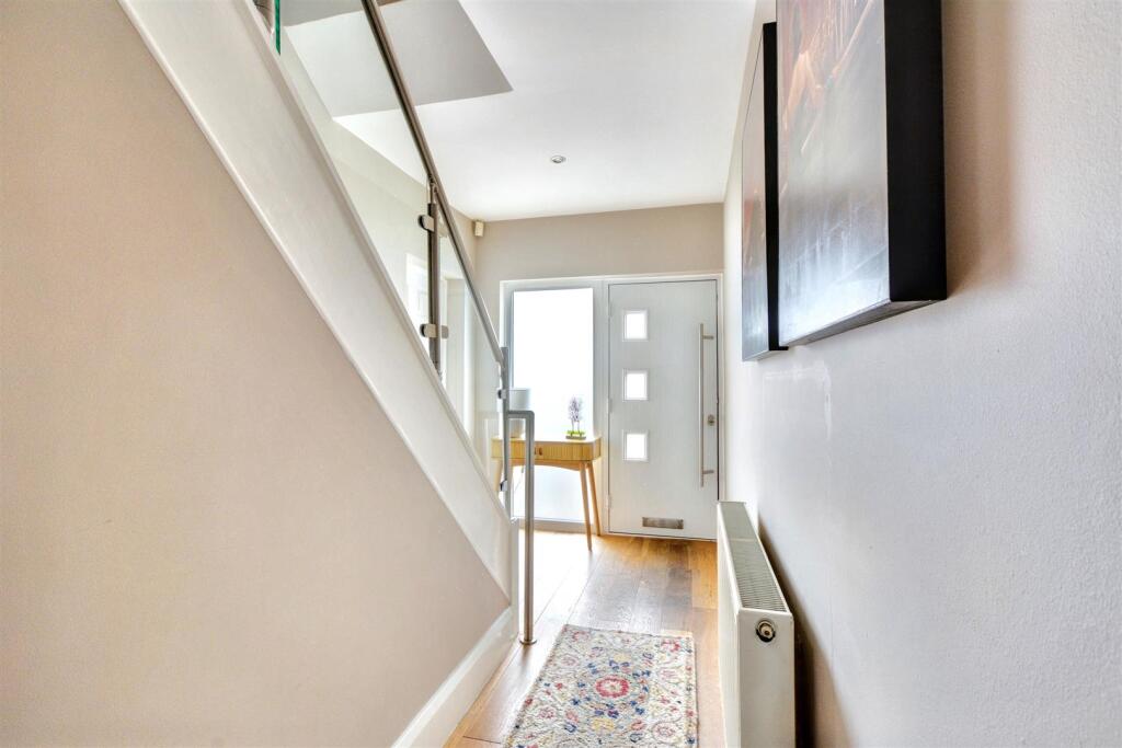 Entrance Hall_2.jpeg