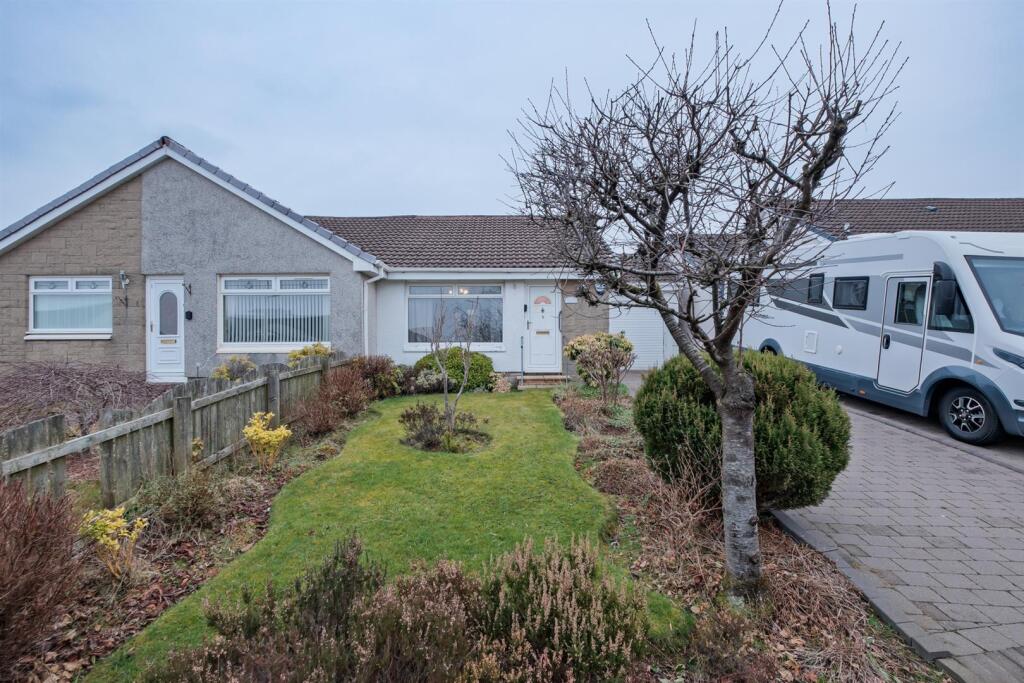 003-3 East Ave, Carluke ML8 5TS.jpg