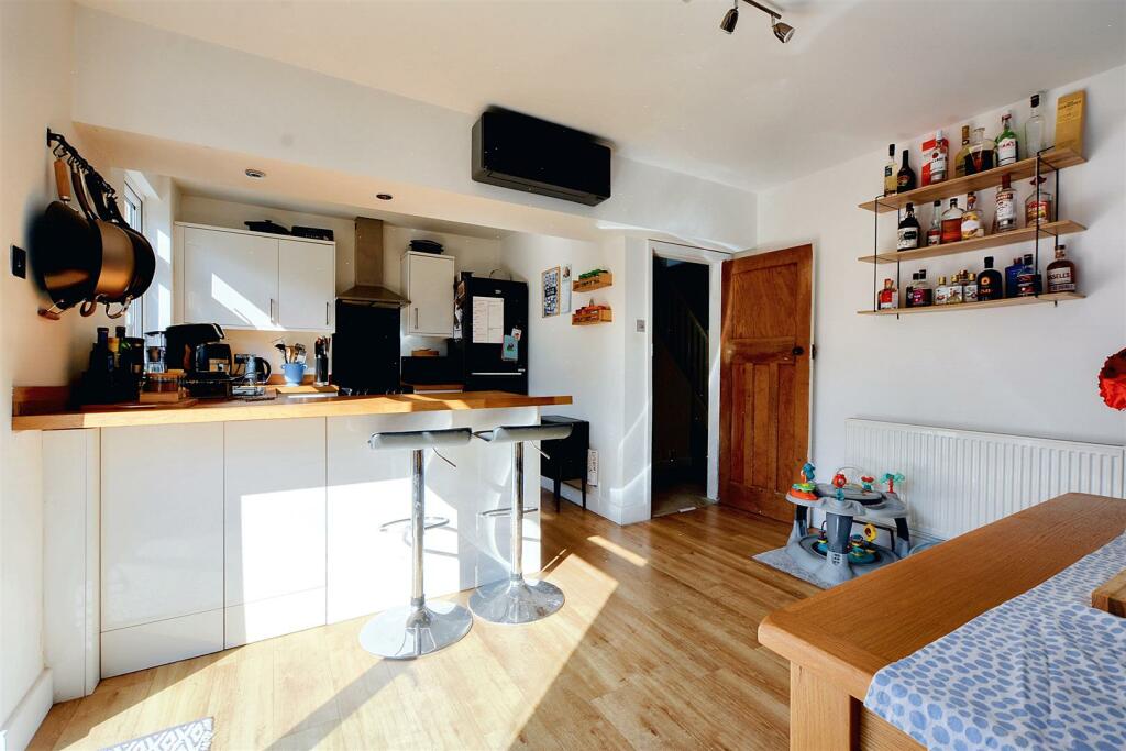 Kitchen Diner_1.jpeg