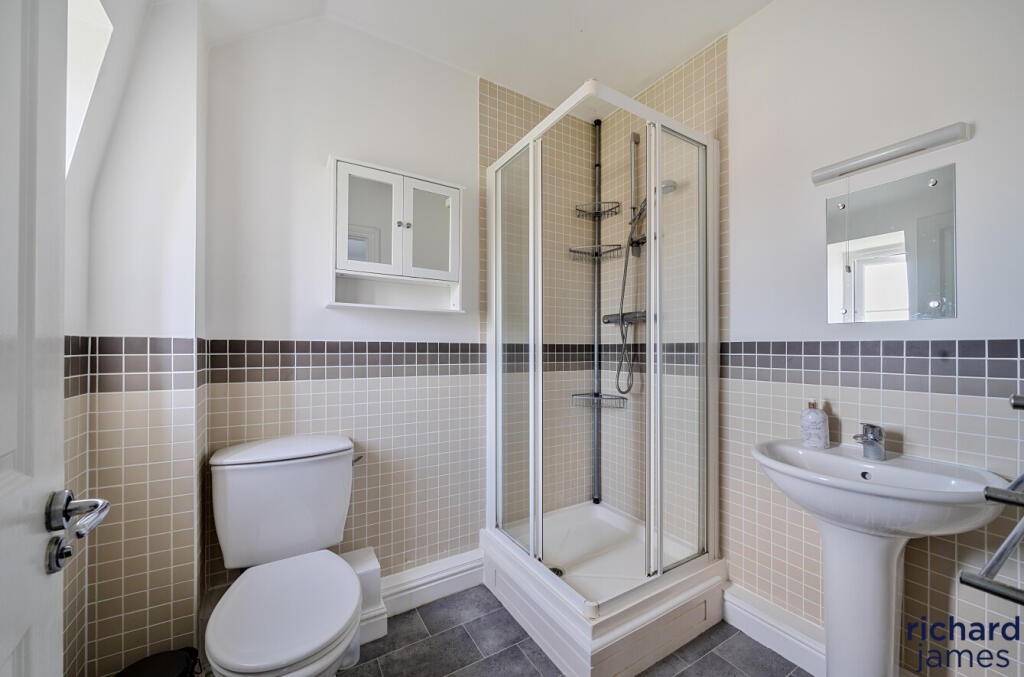 960824951e1d4a1c84d2f3c66ada996f