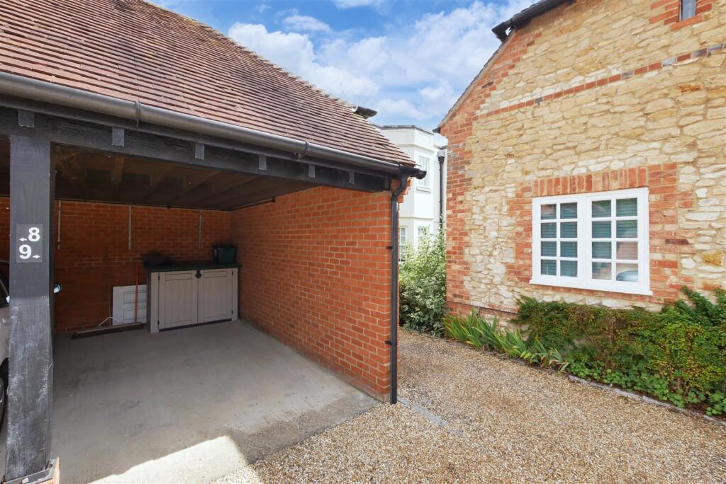 Carport