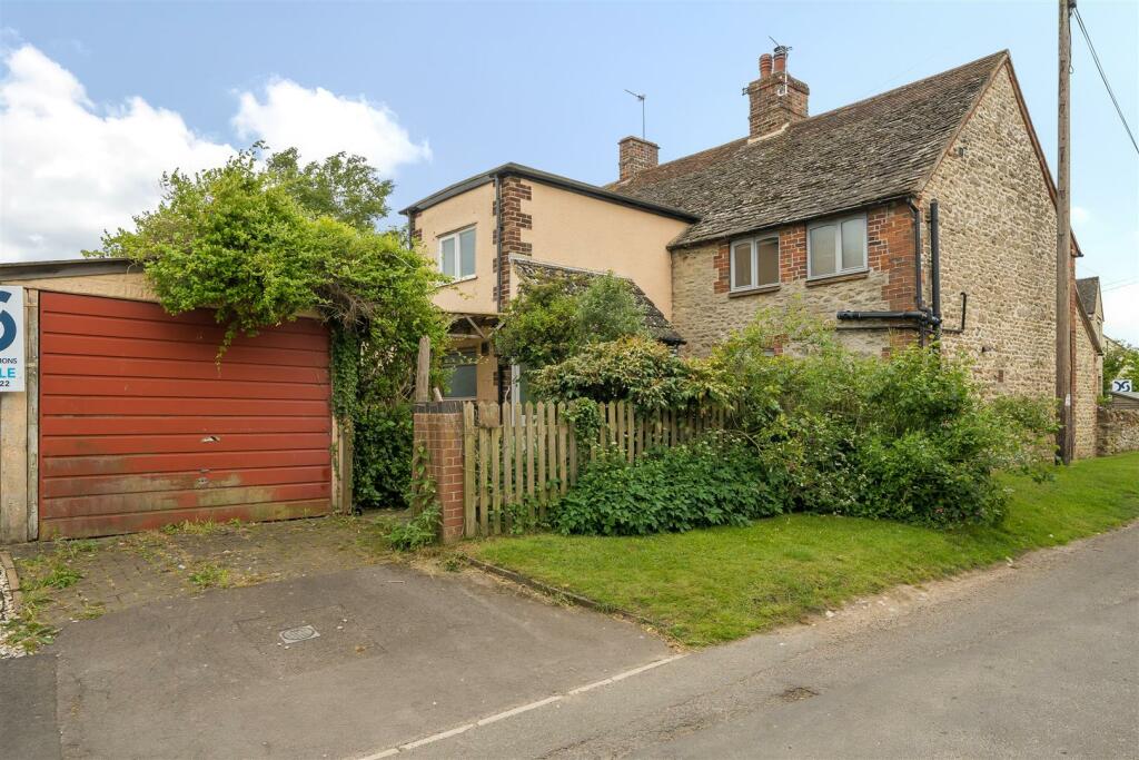 990486 (1).jpg