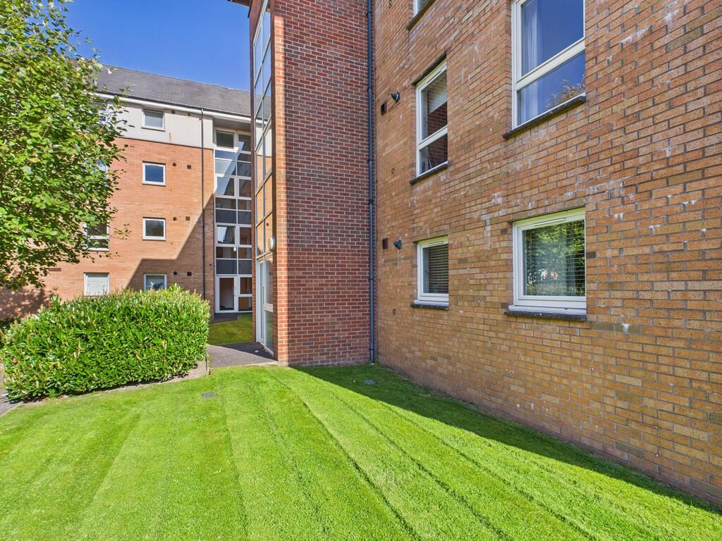 CAM05526G0-PR0039...