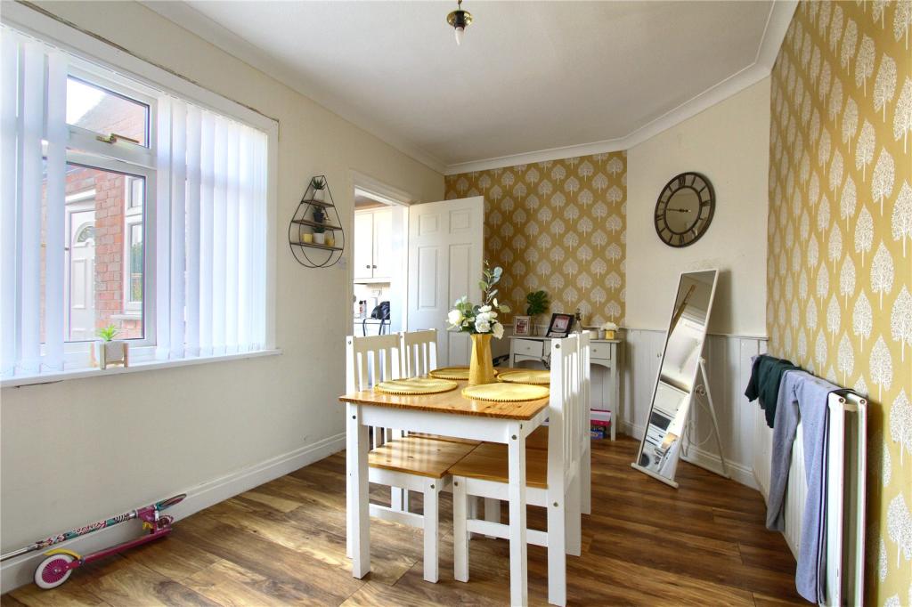 Picture No. 06