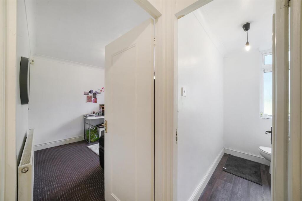 Flat 16, Farjeon House - 3iKUMd7w4n6nqNrYb4Wd.jpg
