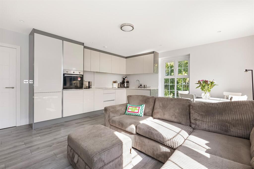 Kitchen / Reception Room