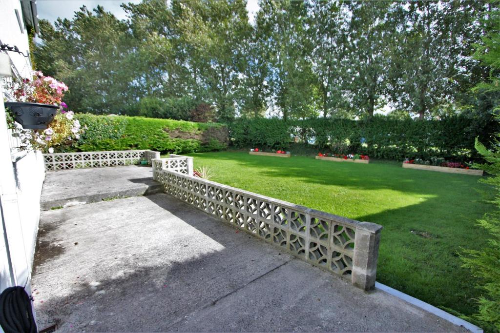 29 Billings Drive Garden 01