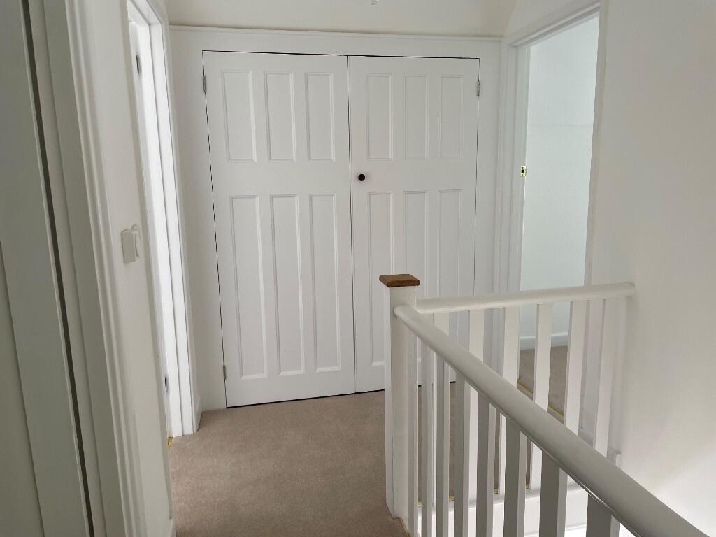 Landing storage
