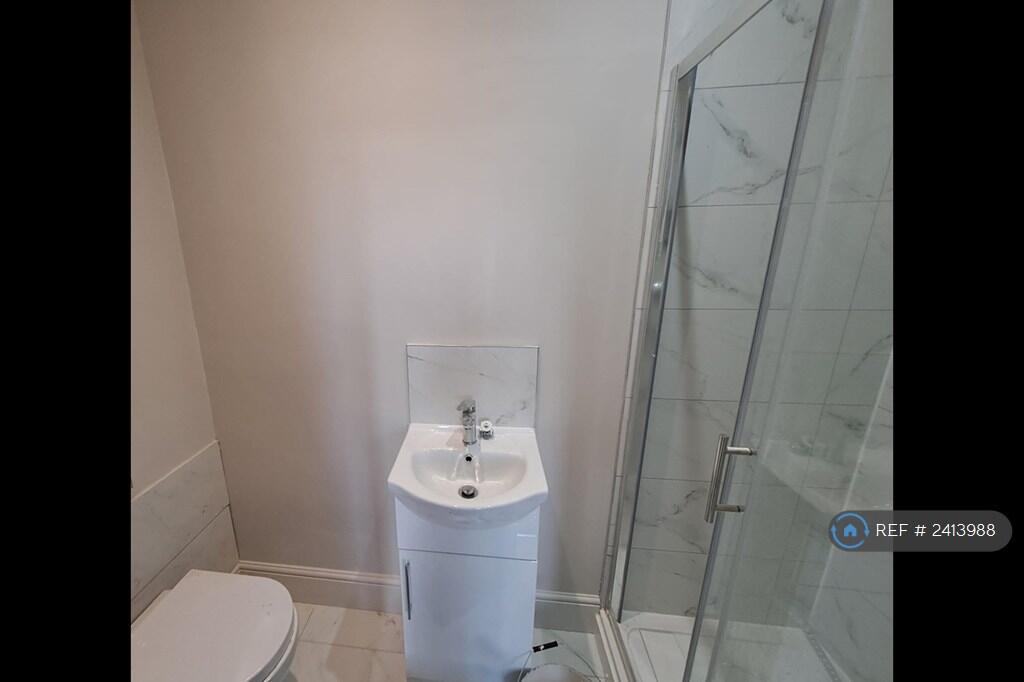 Room 1 Ensuite