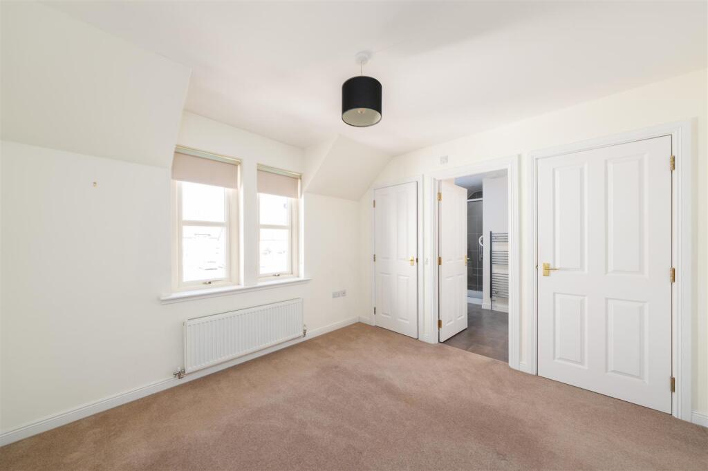 13_cospatrick_court-Bedroom 1.jpg