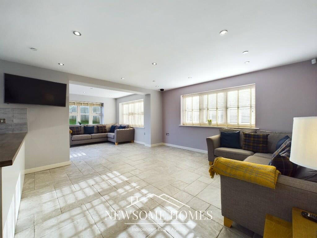 Family Room/ Kitchen