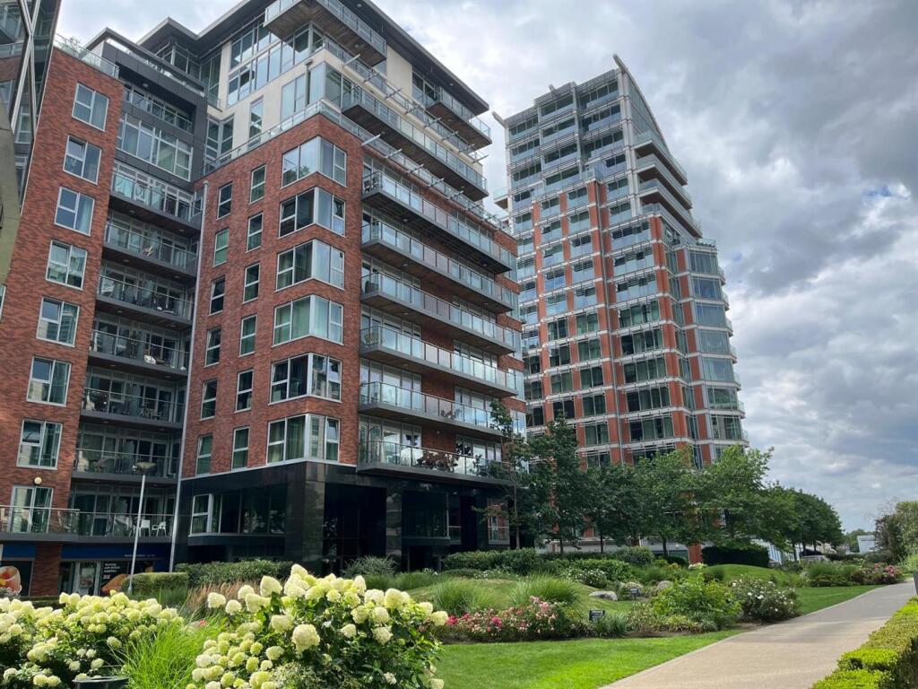 Exterior, Spinnaker House, Eden Harper