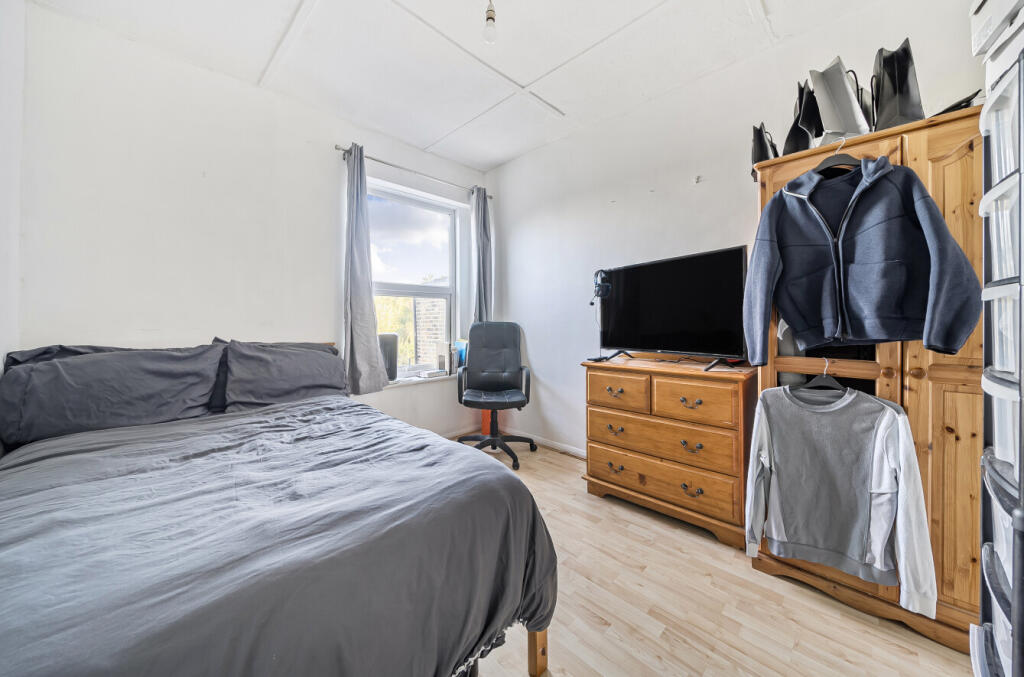 1354103-16-68cdc4...