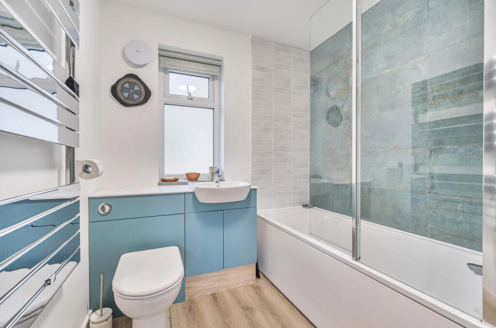 1343551-7-68a7038...