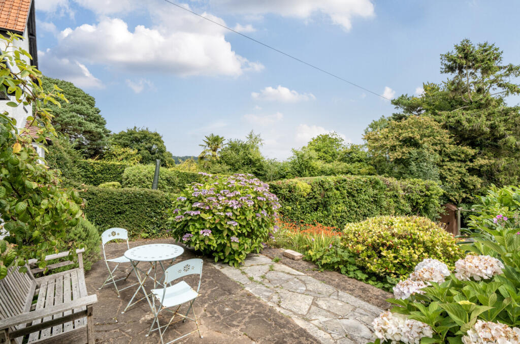 1329240-1-687e73b...