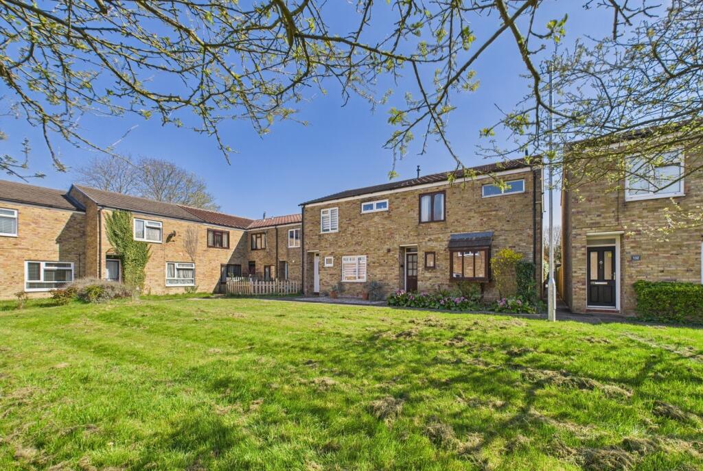 CAM02545G0-PR0374-STILL003