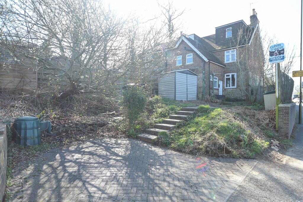 Driveway/Parking