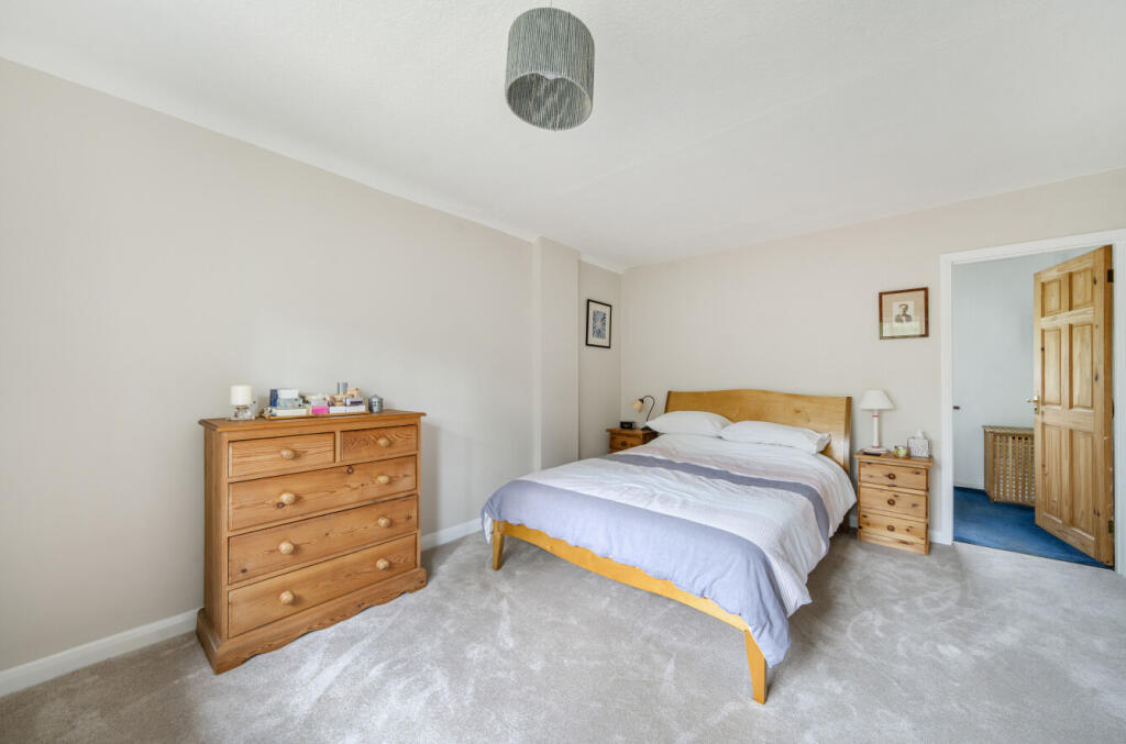 1327358-9-6878e90...