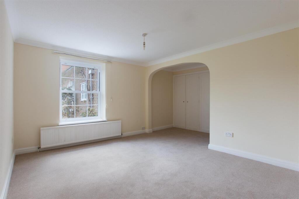 156 The Close (13).jpg