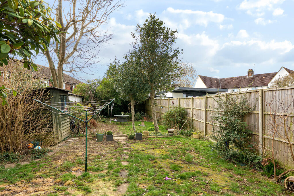 4 Russell Road, Whetstone, London, N20 0TS