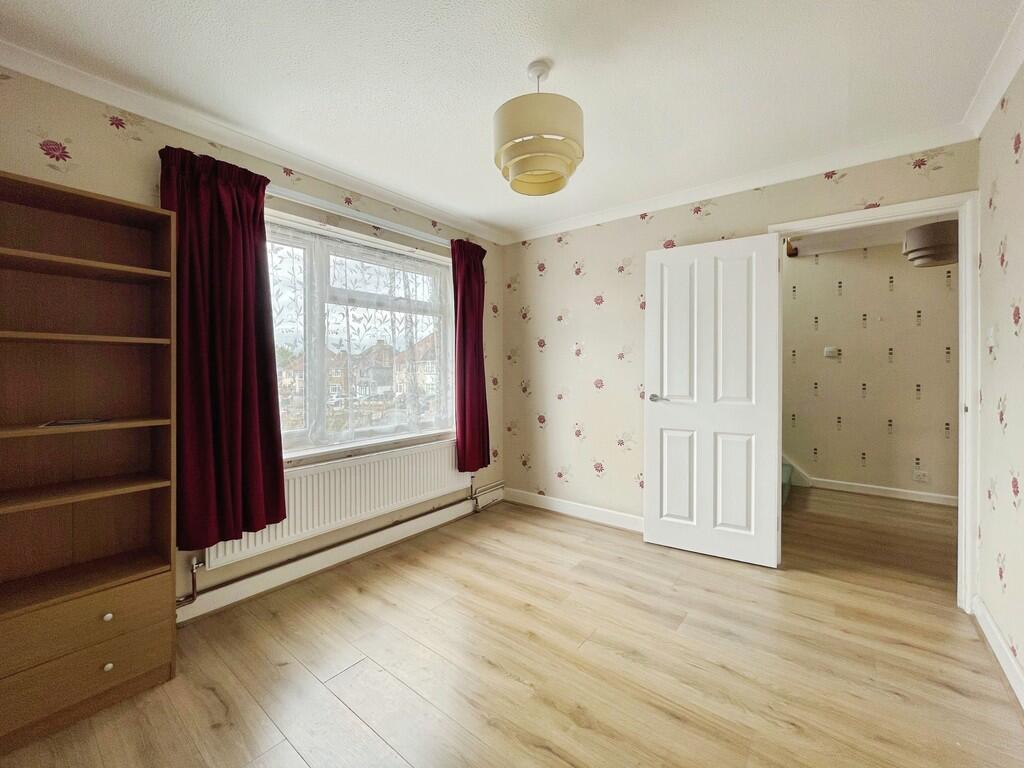 2476d84b-diningro...